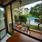 Rose Village Private Apartmán Sluneční pobřeží